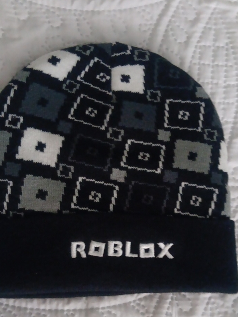 Roblox Kids Black & Gray Patterned Beanie